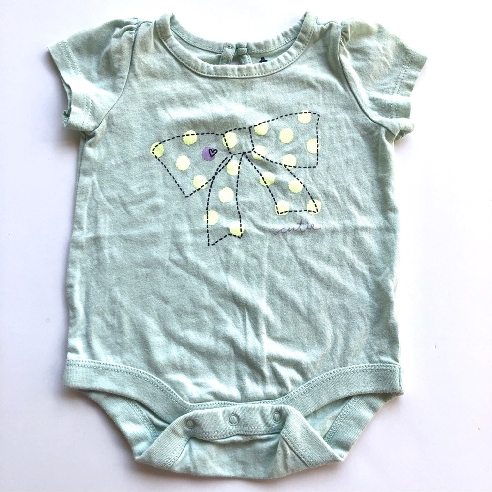 Baby GAP 0-3M cutie bow onesie